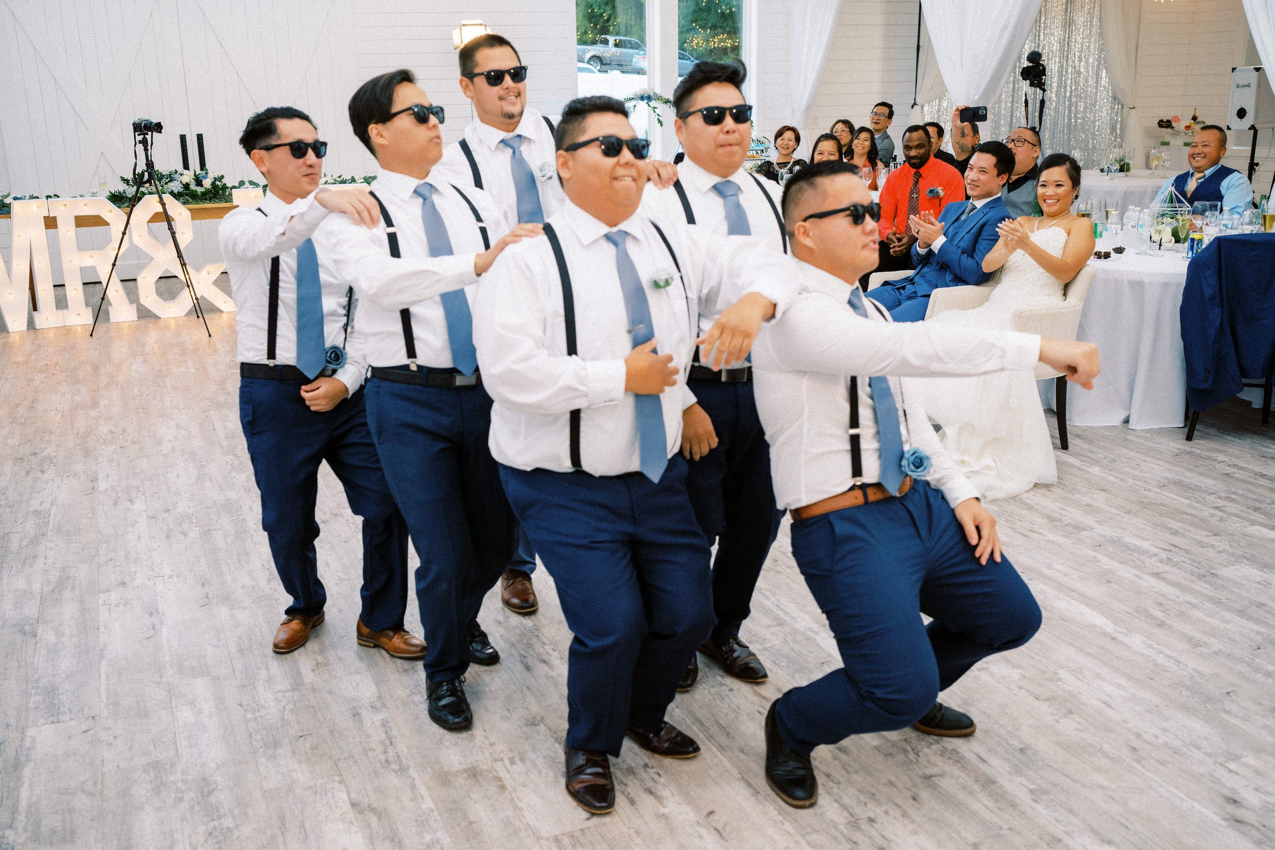 sibling-dance-wedding